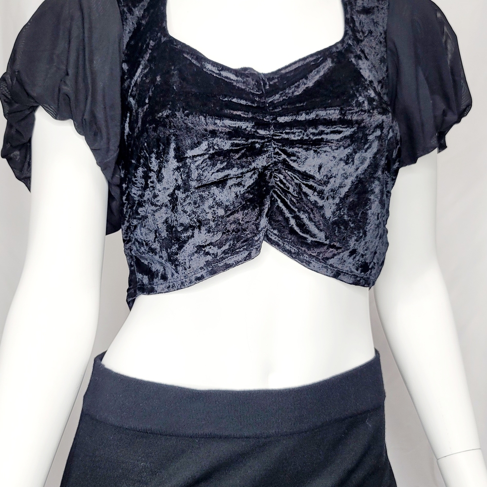 Blue and Black Ruched Velvet Crop Top with Cap Sleeves